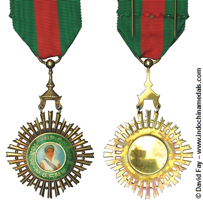 Order of the Queen - Knight